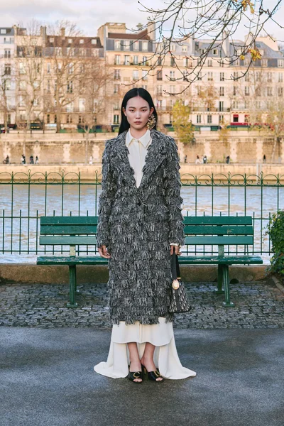 Look 84